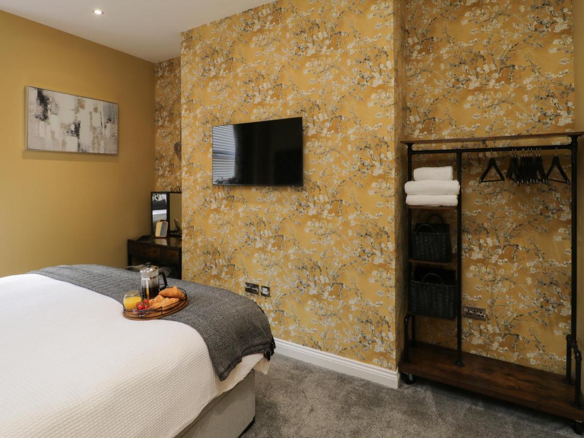Sapphire Seas Whitby Apartment ภายนอก รูปภาพ
